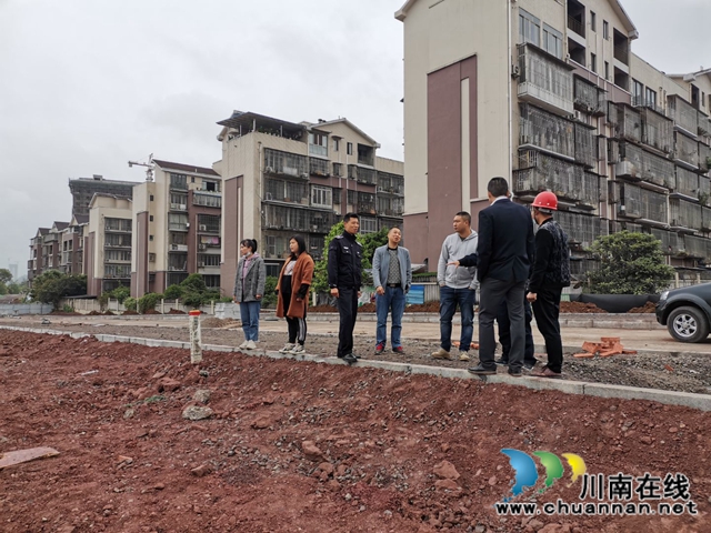 江陽區(qū)茜草街道桂圓林社區(qū)開展在建工地安全防控工作