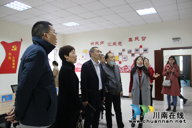 合江縣人大常委會副主任王炬麟帶隊赴江陽區(qū)茜草街道考察交流街道人大工作(圖2)