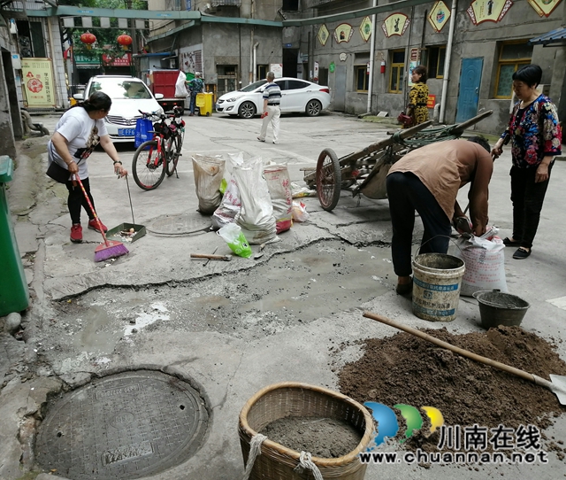 龍馬潭區(qū)小市街道：風(fēng)雨無阻 暖心守護(hù)(圖2)