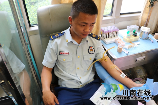 瀘州消防無償獻血：以愛的名義抗擊疫情，以愛的行動為健康護航(圖3)