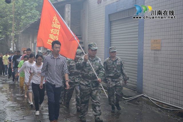 “火災(zāi)+地災(zāi)+內(nèi)澇” 龍馬潭小市街道硬核實(shí)戰(zhàn)演練！(圖4)