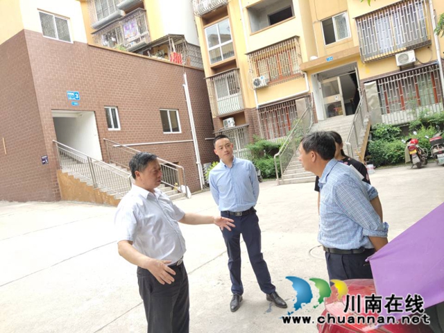 楊雙全率隊(duì)督導(dǎo)瀘縣小鹿溪河河長(zhǎng)制工作(圖4)