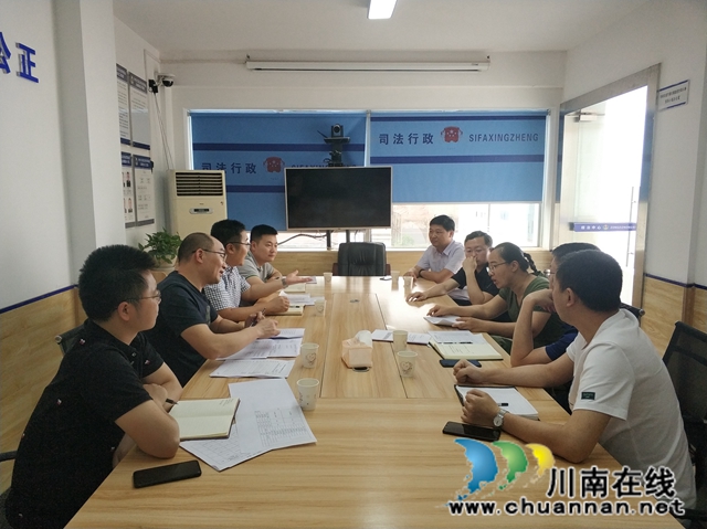 江陽區(qū)委政法委、區(qū)委組織部領(lǐng)導(dǎo)到華陽街道調(diào)研指導(dǎo)網(wǎng)格化管理工作
