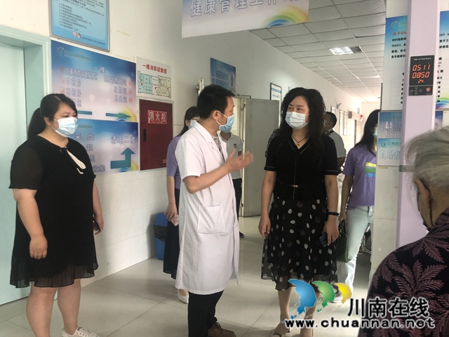 聶華偉率隊到江陽區(qū)茜草街道調(diào)研工作