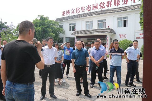 雅安市委組織部副部長劉寶一行到瀘縣玉蟾街道調(diào)研黨建引領(lǐng)農(nóng)村集體經(jīng)濟(jì)增收工作(圖1)
