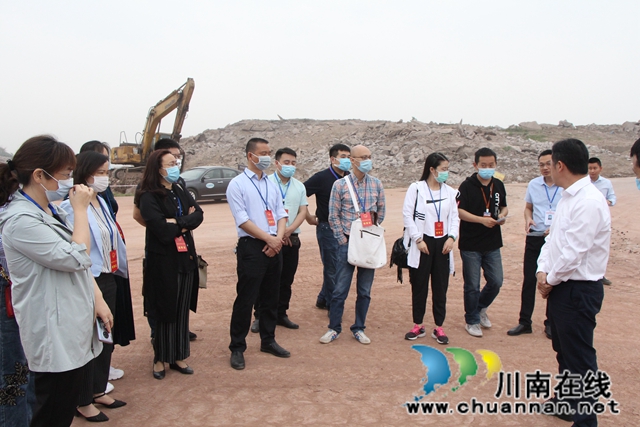 龍馬潭區(qū)紅星街道組織人大代表、政協(xié)委員開展視察調(diào)研活動(圖2)