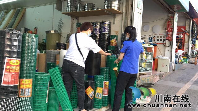 龍馬潭區(qū)小市街道持續(xù)開(kāi)展市容秩序集中整治