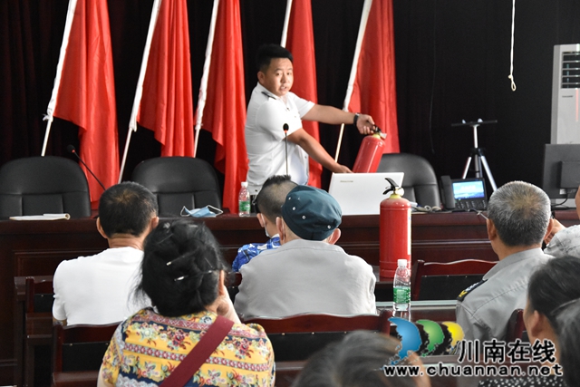 瀘縣玉蟾街道開展消防安全知識培訓(xùn)