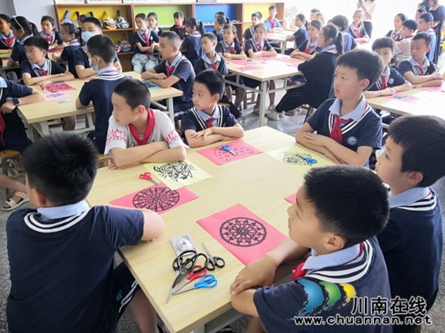國(guó)際博物館日 合江流動(dòng)博物館走進(jìn)鄉(xiāng)村小學(xué)(圖5)