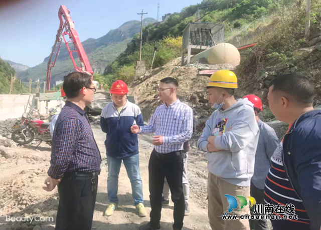 古藺縣自然資源和規(guī)劃局組織開展地質(zhì)災(zāi)害避險搬遷驗收工作