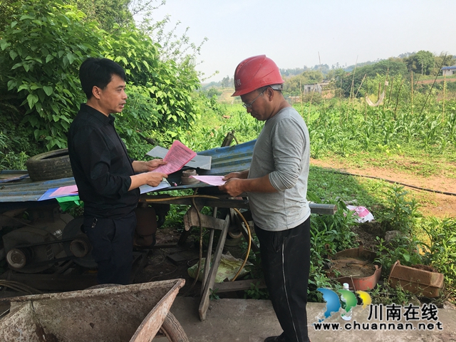 瀘縣開展農(nóng)機購置補貼政策宣傳