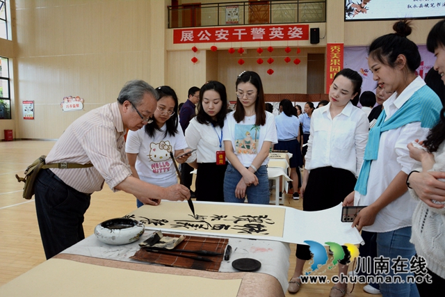 敘永縣城西實(shí)驗(yàn)學(xué)校：師生筆尖對決，千人在線“觀戰(zhàn)”(圖5)