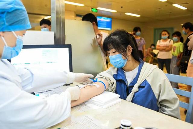 【六一相聚】17年，這7個(gè)孩子每年都回醫(yī)院“探親”(圖5)