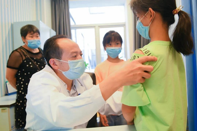 【六一相聚】17年，這7個(gè)孩子每年都回醫(yī)院“探親”(圖3)