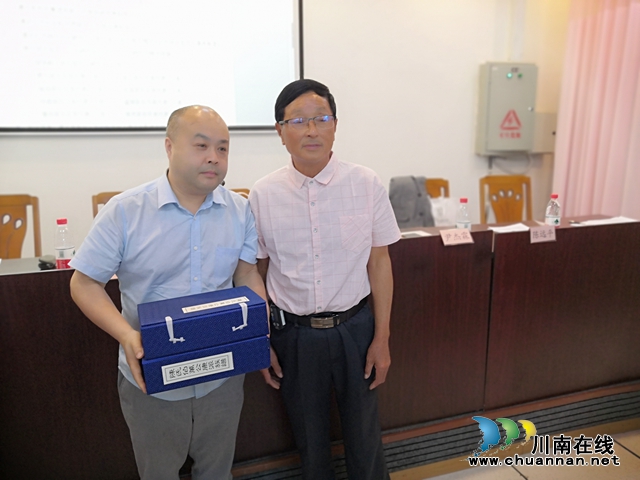 瀘州市首屆姓氏文化與家譜、族譜展示交流會成功舉辦(圖18)