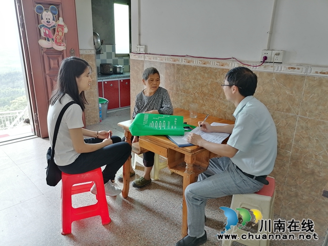 瀘縣玉蟾街道開展脫貧攻堅普查工作(圖1)