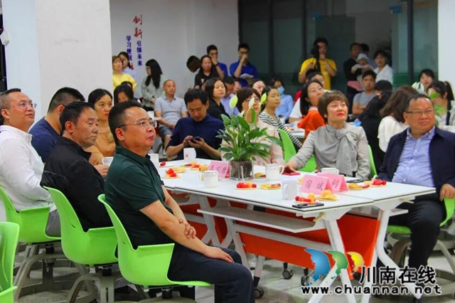 宜賓江安縣：橙商有約解難題，服務(wù)企業(yè)添動(dòng)力(圖2)