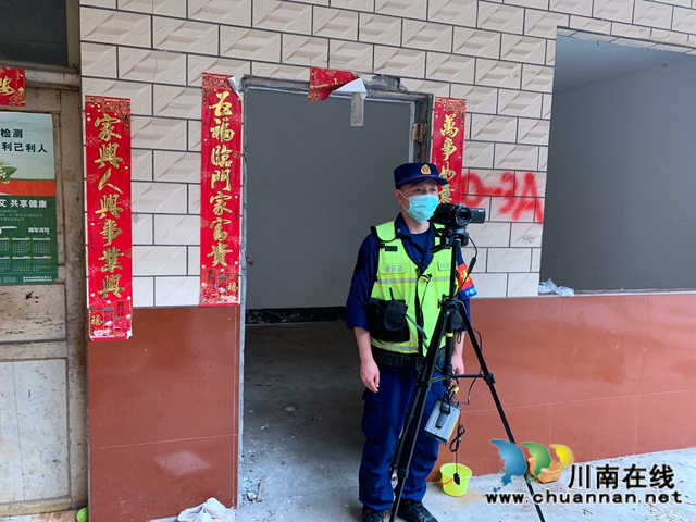 練為戰(zhàn)！瀘州消防“亮劍”地震實戰(zhàn)拉動演練現(xiàn)場(圖4)