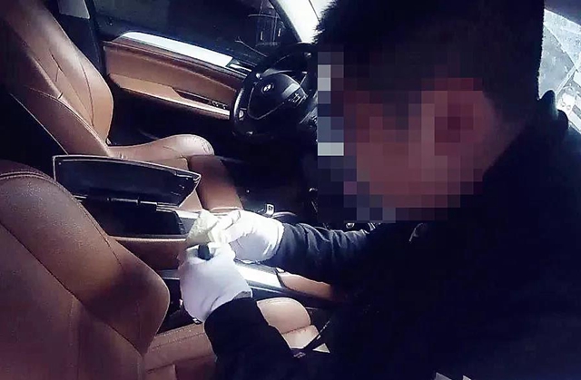 瀘州警方破獲特大販毒案，毒販家中搜出成堆現(xiàn)金毒資！(圖12)