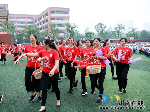 瀘州十二中舉行中考誓師大會(huì)(圖8)