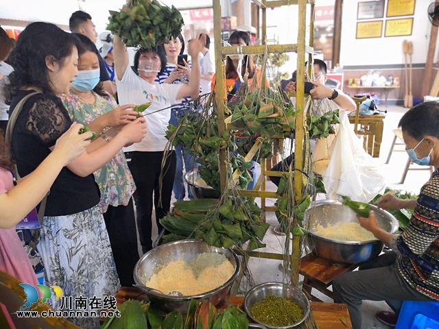 自己親手包黃粑、做油紙傘、調制國窖1573，爽不爽？(圖5)