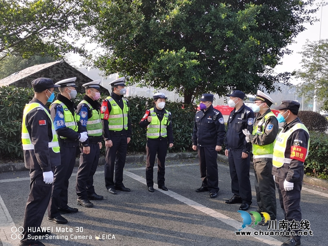 十二大隊(duì)大隊(duì)長唐娟娟的警察故事：用無悔青春在高速上書寫韶華(圖7)
