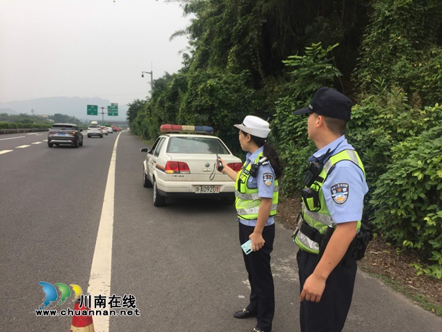 ?女交警大隊(duì)長唐娟娟的警察故事：用無悔青春在高速上書寫韶華(圖9)