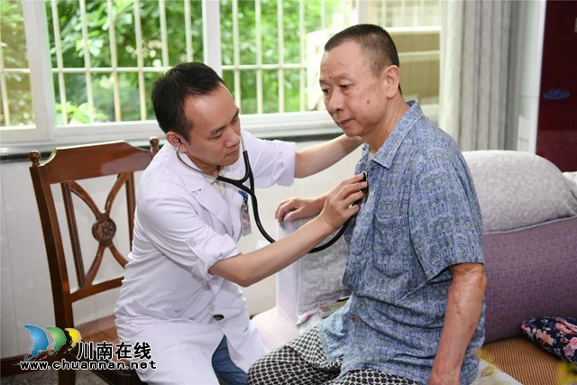 53年前，央廣向全世界播發(fā)：瀘州醫(yī)專附院為14歲少年成功接上斷臂！(圖14)