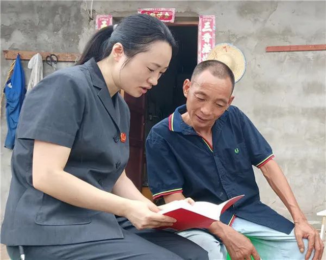 江陽法院巡回審判：林地里走來“親切法官”！(圖19)