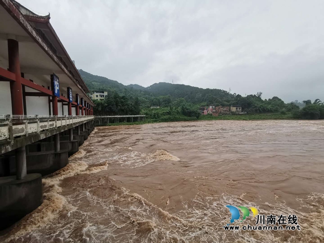 龍腦橋遭遇洪水“沒頂”！瀘縣水利工程全力筑牢防洪減災(zāi)安全堤(圖4)
