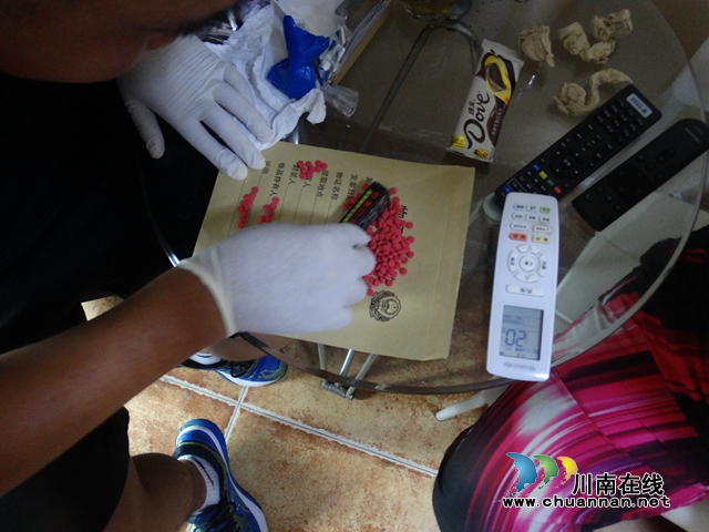 夫妻雙雙把毒吸！瀘縣一男子吸販毒上癮還把妻子拉進(jìn)了“朋友圈”！(圖6)