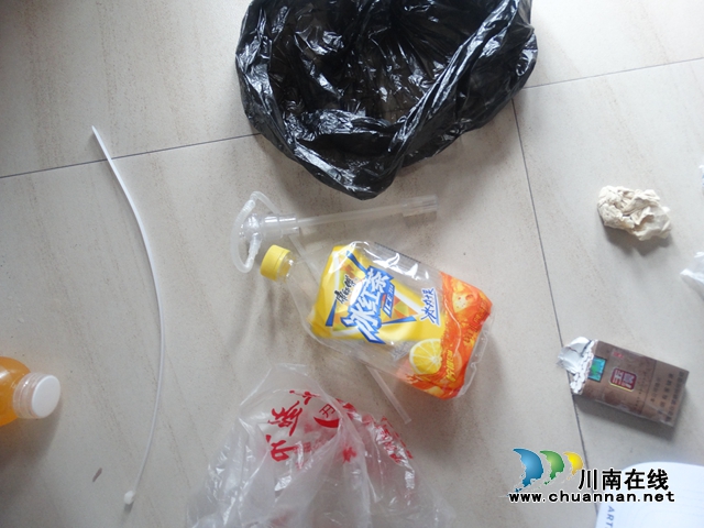 夫妻雙雙把毒吸！瀘縣一男子吸販毒上癮還把妻子拉進(jìn)了“朋友圈”！(圖7)