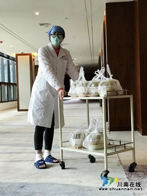 龍馬潭胡市中心衛(wèi)生院“逆行者”斯敏：挑戰(zhàn)不可能的“小個(gè)子大能量醫(yī)生”(圖5)