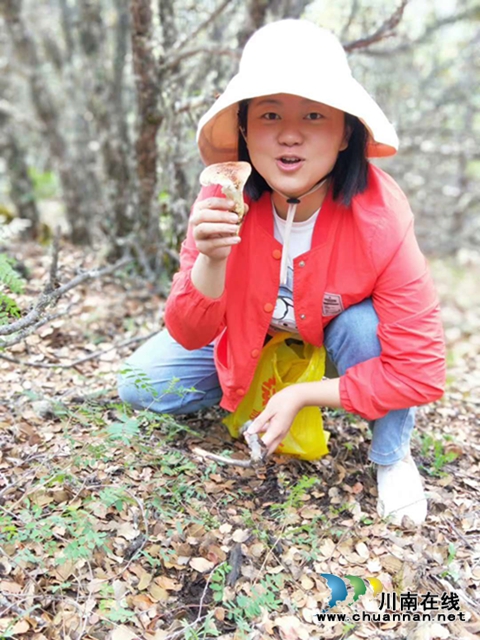 溫情真情友情！瀘州市援鄉(xiāng)城縣醫(yī)療組文藝蓉的鄉(xiāng)城故事(圖4)
