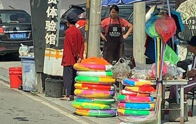 30歲男子在雷波四川馬湖溺亡，家屬質(zhì)疑救援不力 景區(qū)：湖中禁止游泳，已及時(shí)救援(圖5)