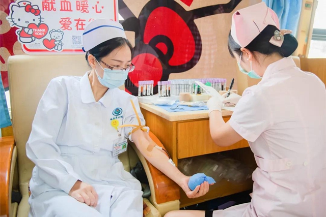 西南醫(yī)大附院：今年441人獻(xiàn)血總計(jì)超12萬(wàn)毫升(圖2)