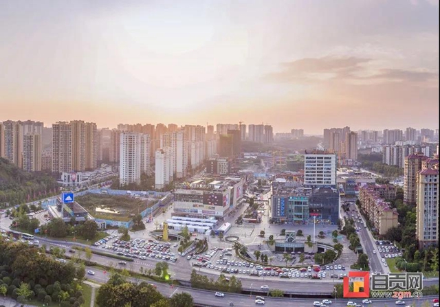 這些服務(wù)業(yè)，撐起自貢人的吃穿行、游購?qiáng)剩?圖2)