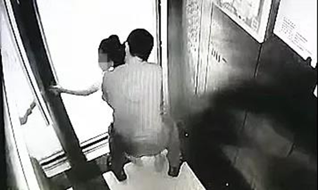 瀘州男子手伸向女孩！警方：堅(jiān)決斬“手”(圖5)