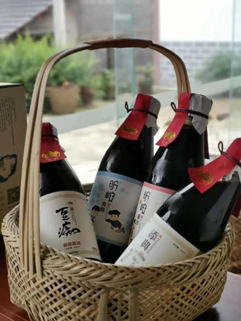 美滋滋！瀘州肥兒粉/肖鴨子/麻辣雞/畢阿婆…在一家店就能買到！(圖5)