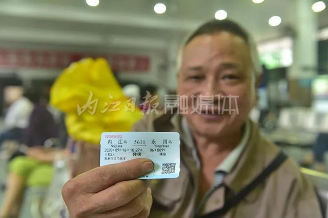 哐當(dāng)哐當(dāng)……內(nèi)江這趟綠皮慢火車已在成渝線上行駛了68年！(圖4)