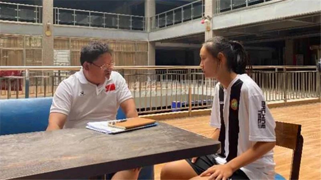 鏗鏘玫瑰！內(nèi)江兩女學(xué)生踢進(jìn)國(guó)家隊(duì)，明年將參加世界大賽(圖6)
