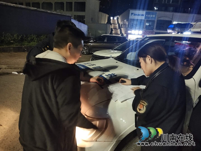 古藺：開展戶外廣告專項(xiàng)整治 助力省級文明城市創(chuàng)建(圖2)