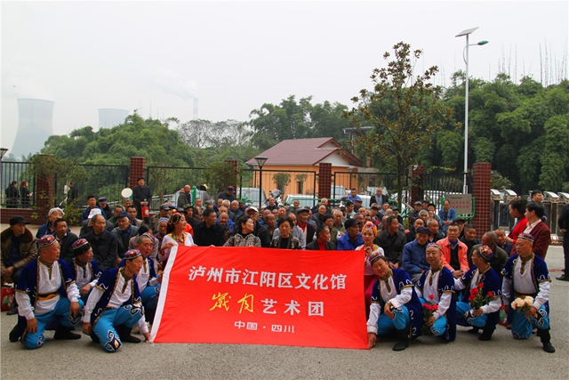 江陽(yáng)區(qū)新聯(lián)會(huì)在江北鎮(zhèn)敬老院舉辦“伴晚義倉(cāng)”公益活動(dòng)(圖4)