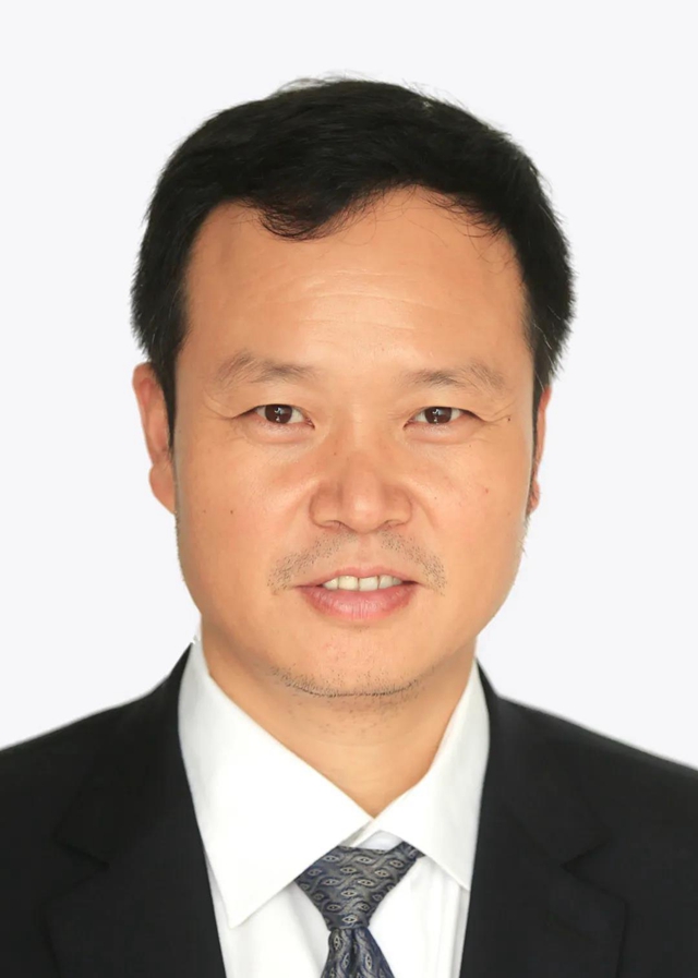 齊了，西南醫(yī)大中醫(yī)院新領(lǐng)導(dǎo)班子集體亮相！(圖7)