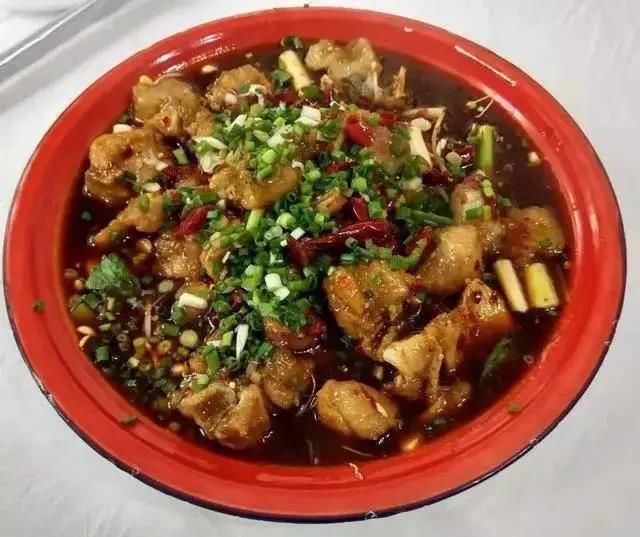 成功饞到全國(guó)網(wǎng)友！著名演員登央視，為內(nèi)江“帶貨”——(圖7)