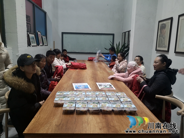 【助學(xué)連線】11月28日：一件小事引發(fā)的大愛！(圖9)