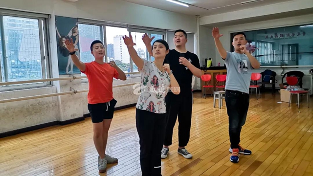 快聽！內(nèi)江原創(chuàng)歌曲全省奪冠，開口驚艷全場(chǎng)（附視頻）(圖8)