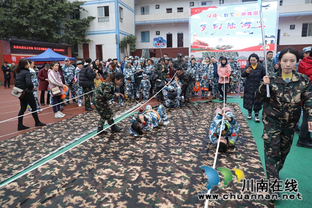 龍馬潭這個幼兒園的“軍事親子運動會”，真嗨！(圖6)