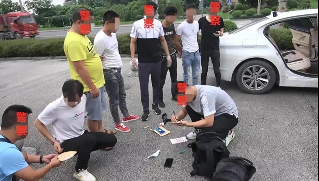 瀘州女毒販，在男廁等“花式地點(diǎn)”毒品交易……(圖3)