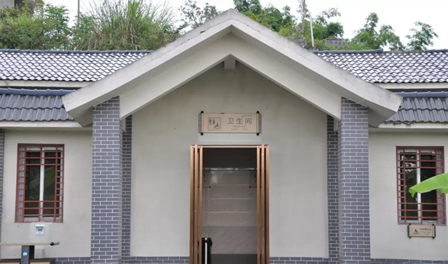 內(nèi)江今年撥款178萬(wàn)，專(zhuān)為解決游客“內(nèi)急”之需(圖2)